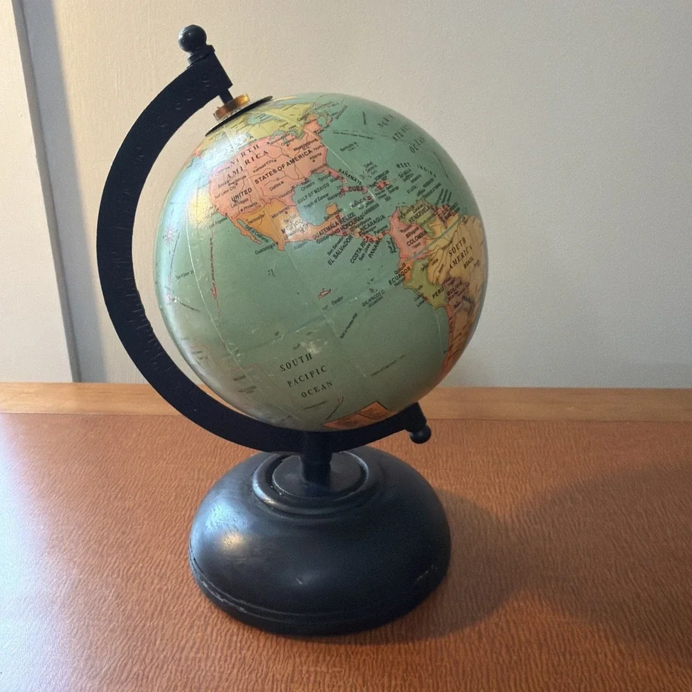 Vintage Style World Globe Rotating  8 1/2